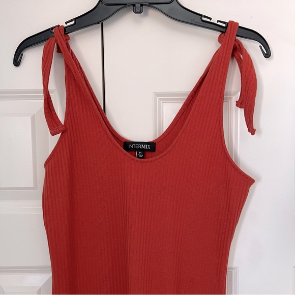 Tie Shoulder Intermix dress - Picture 2 of 5